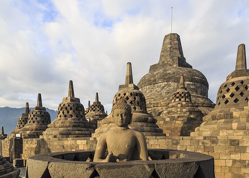 Buddhism_and_democracy